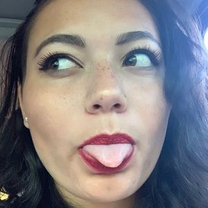 Meet your Posher, Sam